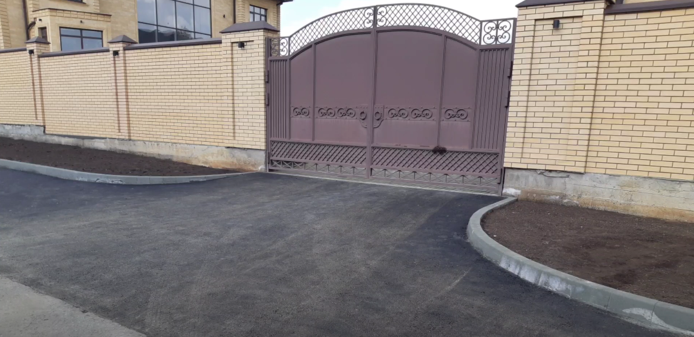 https://yakutsk.blago-s.ru/storage/app/uploads/public/646/325/9f3/6463259f3434e253867272.png